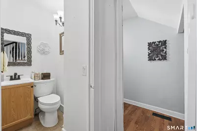 22 Robinson Avenue, Danbury, CT 06810 - Photo 23