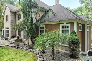 4 Southdown Dr, Bristol, CT 06010 - Photo 7