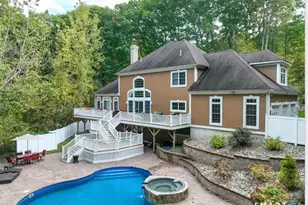 4 Southdown Dr, Bristol, CT 06010 - Photo 37