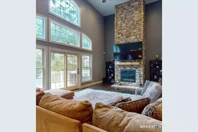 4 Southdown Drive, Bristol, CT 06010 - Photo 17