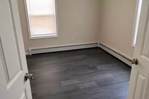 48 Brook St, Hartford, CT 06120 - Photo 3