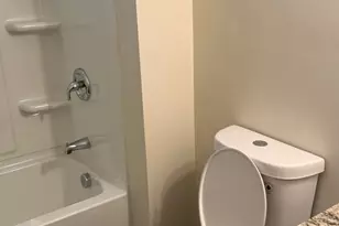 48 Brook St, Hartford, CT 06120 - Photo 17