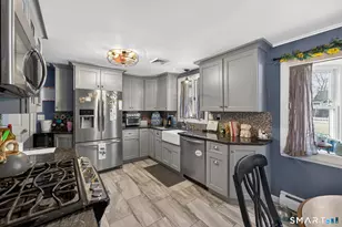 18 Evergreen St, Norwich, CT 06360 - Photo 11