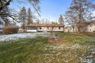 3 Pleasant St, East Windsor, CT 06088 - Photo 35