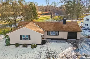 3 Pleasant St, East Windsor, CT 06088 - Photo 31