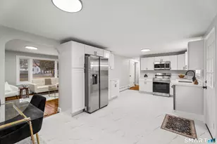 3 Pleasant St, East Windsor, CT 06088 - Photo 17