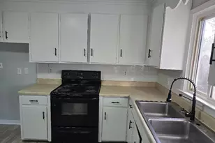 41 Concord St, Waterbury, CT 06710 - Photo 5