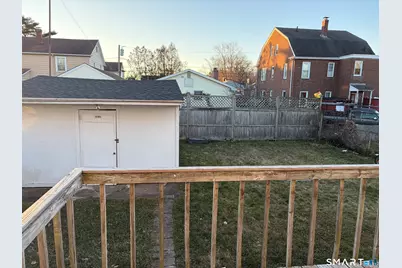 129 Douglas Street, Hartford, CT 06114 - Photo 15