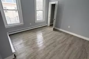 19 Camp St, Meriden, CT 06451 - Photo 5