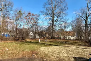 153 Horse Plain Rd, New Britain, CT 06053 - Photo 3