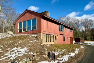 9 Dara Ln, Granby, CT 06060 - Photo 3