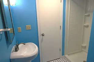 24 Thorne Rd, West Hartford, CT 06110 - Photo 31