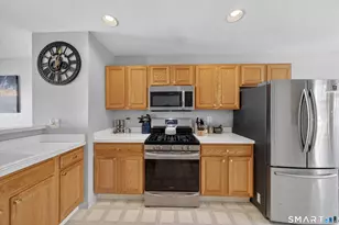 1403 Revere Rd, Danbury, CT 06811 - Photo 9