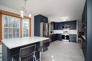 70 Beth Ann Cir, Meriden, CT 06450 - Photo 3