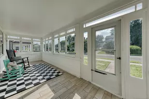 24 Troy St, West Hartford, CT 06119 - Photo 3