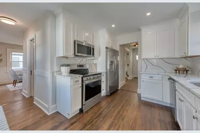 24 Troy Street, West Hartford, CT 06119 - Photo 13