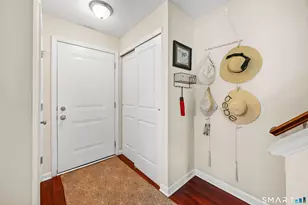 229 Cottonwood Rd, Newington, CT 06111 - Photo 9