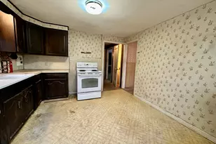 932 Worthy St, Windsor, CT 06095 - Photo 11