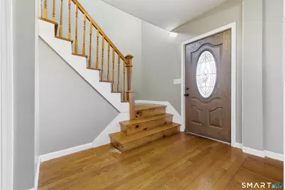 10 Russell Road, Norwich, CT 06360 - Photo 5