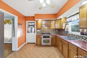 10 Russell Rd, Norwich, CT 06360 - Photo 17