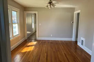 61 S Washington St, Plainville, CT 06062 - Photo 9