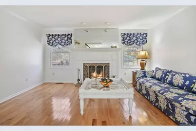 120 Prospect Street #APT 48, Ridgefield, CT 06877 - Photo 3