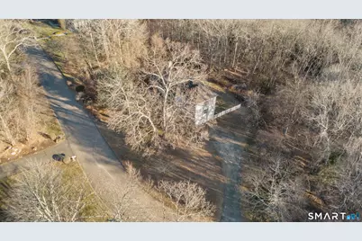 2 Greenwood Lane, Guilford, CT 06437 - Photo 3