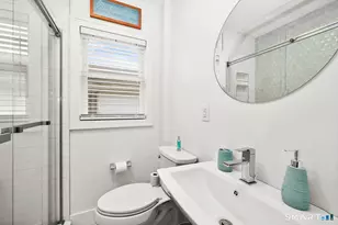 17 W Orland St, Milford, CT 06460 - Photo 19