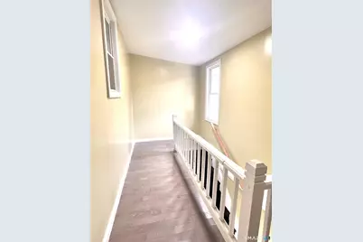 5 Pinehurst Avenue, Waterbury, CT 06705 - Photo 3