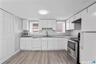 257 N State St, Ansonia, CT 06401 - Photo 9