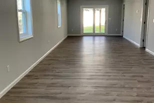 31 Hinman St, West Haven, CT 06516 - Photo 5