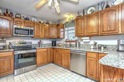 95 Donovan Road, Naugatuck, CT 06770 - Photo 11