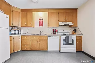 13 Holt St, Plymouth, CT 06786 - Photo 5