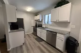 136 High Path Rd, Windsor, CT 06095 - Photo 1