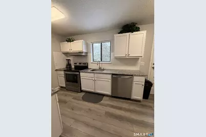 136 High Path Road #136, Windsor, CT 06095 - Photo 3