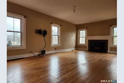 10 Washington Avenue, Danbury, CT 06810 - Photo 3