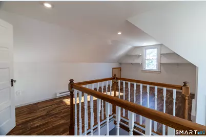 90 School Street, New London, CT 06320 - Photo 23