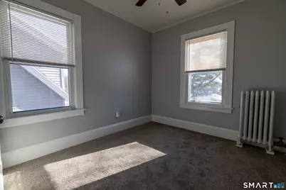 90 School Street, New London, CT 06320 - Photo 19