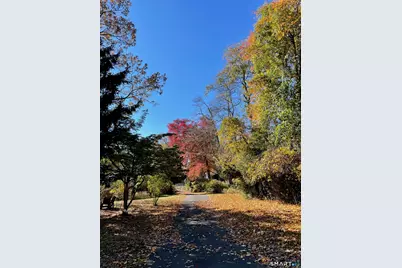 1 Beamon Meadow Place, Old Saybrook, CT 06475 - Photo 3