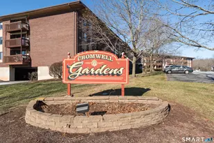 2113 Cromwell Hills Dr, Cromwell, CT 06416 - Photo 1