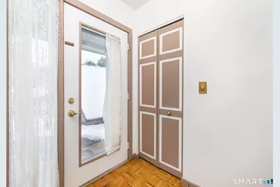 10 Pepperidge Court #10, Simsbury, CT 06070 - Photo 5