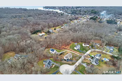 9 Arrowhead Trail, Waterford, CT 06385 - Photo 3