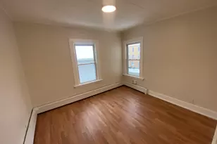 561 East St, New Britain, CT 06051 - Photo 7