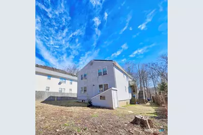 18 West Hills Road, New Haven, CT 06515 - Photo 7