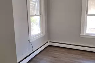 807 E Main St, Waterbury, CT 06705 - Photo 11