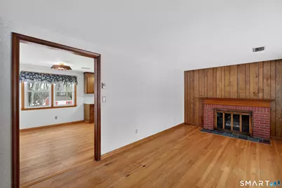 40 Quincy Lane, Newington, CT 06111 - Photo 5