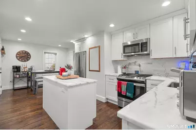 129 Grumman Avenue, Norwalk, CT 06851 - Photo 11