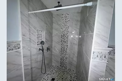 23 Harding Place #3, New Haven, CT 06511 - Photo 5