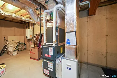 42 Chapman Chase #42, Windsor Locks, CT 06096 - Photo 37