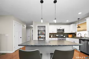 42 Chapman Chase, Windsor Locks, CT 06096 - Photo 13